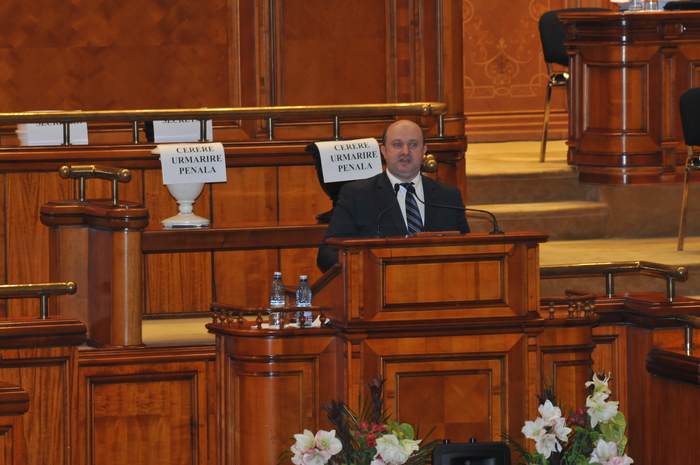 Camera Deputaţilor, Daniel Chiţoiu, vot pentru începerea urmăriri / neurmărirri penale