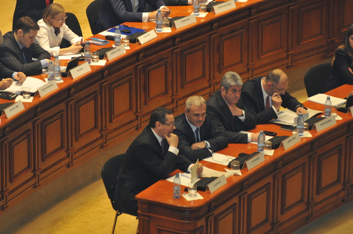 Asumarea răspunderii Guvernului Ponta 3 în faţa Camerelor reunite ale Parlamentului României
