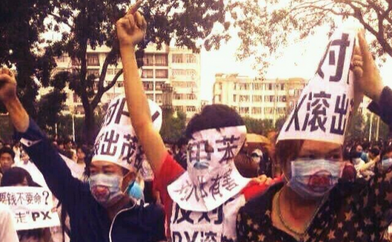 Proteste în oraşul Maoming, China.