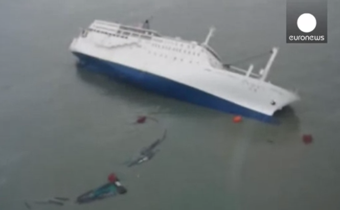 Un vapor s-a răsturnat pe apele de coastă sud-coreene.
