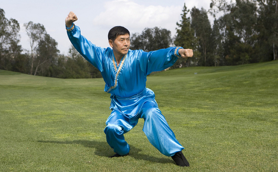 Artele marţiale chineze (cunoscute şi sub numele de kung fu) îşi au rădăcinile în cultura antică chineză şi au conotaţii foarte profunde. (Epoch Times)
