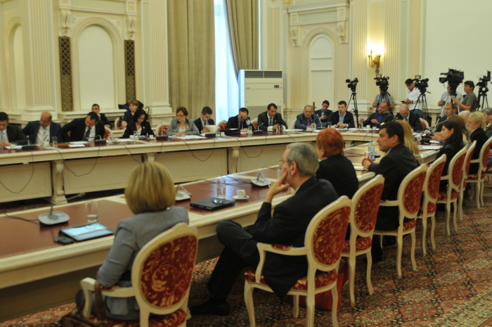 Palatul Parlamentului, Comisia de audiere a candidaţilor pentru Comisia de Administraţie a Societăţii Române de Radio ( SRR).