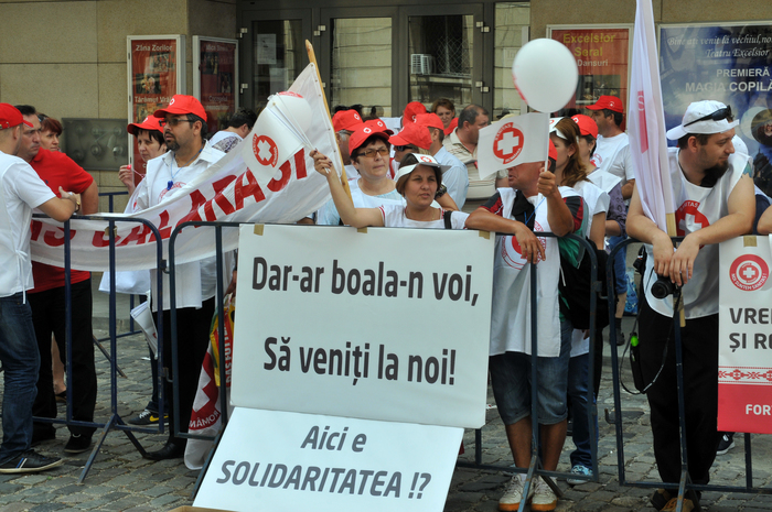 Pichetare , protest la Ministerul Sănătăţii organizat de Federaţia SANITAS (Epoch Times România)