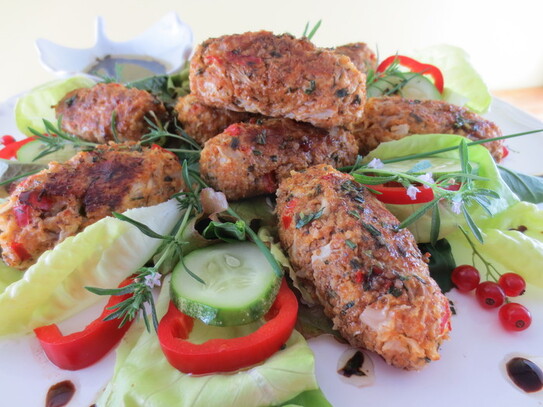 Rulouri de conopidă  la cuptor (Maria Matyiku / Epoch Times)