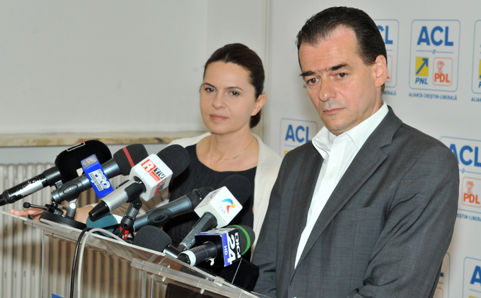 Adriana Săftoiu şi Ludovic Orban, conferinţă de presă la sediul ACL