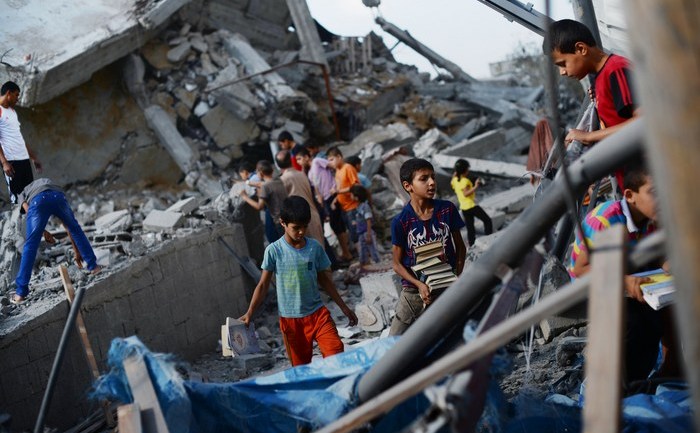 Dărâmături în Fâşia Gaza, după bombardamentele armatei israeliene, 10 august 2014
