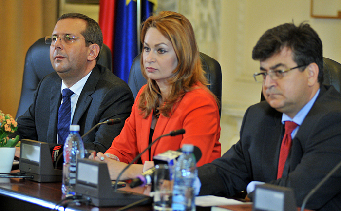 Teodor Cătălin Nicolesci, Cristina Pocora şi Tinel Gheorghe, Conferintă de presă.