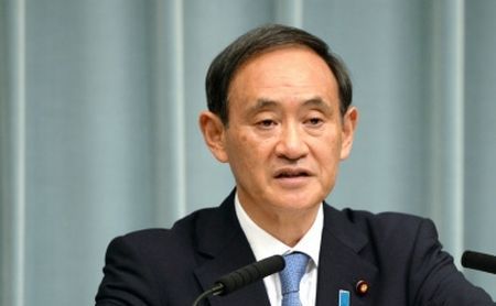 

Yoshihide Suga, secretar al şefului Cabinetului japonez.
