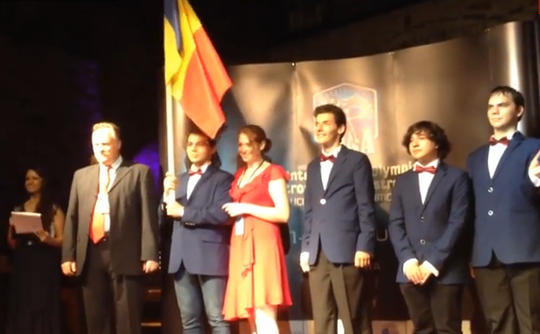 Lotul României participant la Olimpiada de Astronomie din Suceava, 2014. (captură.)