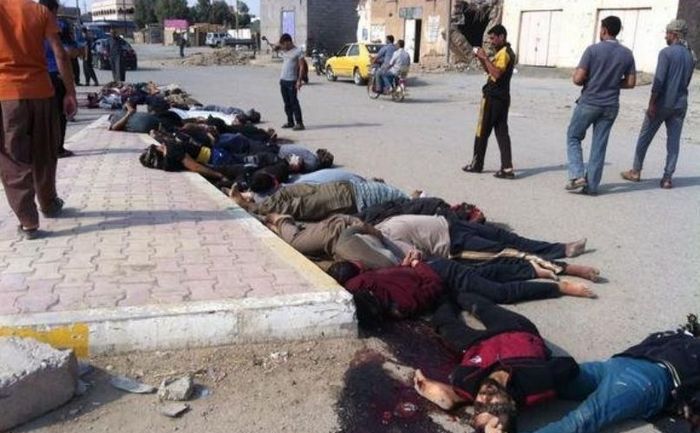 Statul Islamic a ucis miercuri 46 de oameni în orasul Hīt din provincia irakiană Anbar, majoritatea lor fiind membri ai tribului Albu Nimr, care luptă împotriva jihadiştilor. (Captură Foto)