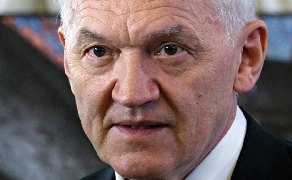 

Ghenadi Timşenko, miliardar rus şi co-proprietar al companiei ruseşti producătoare de gaze naturale Novatek.
