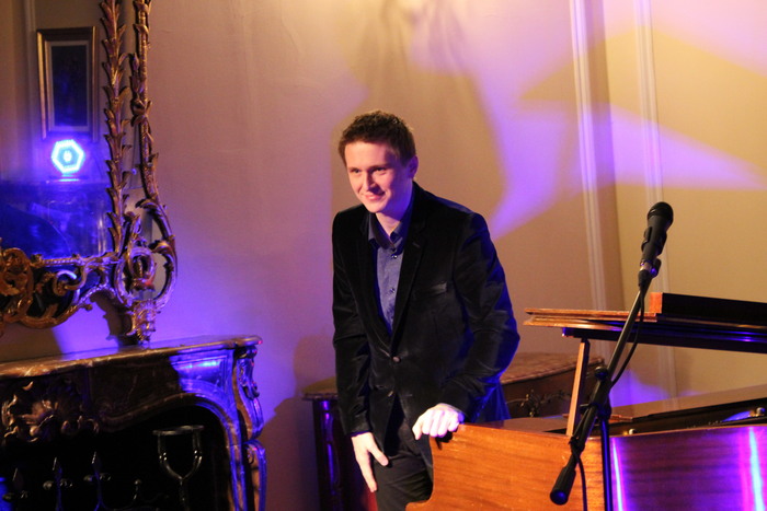Pianistul Sergiu Tuhuţiu