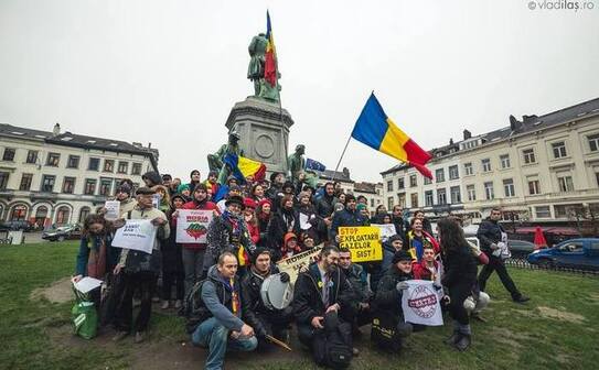 Activiştii de mediu celebrează 1 decembrie la Bruxelles (vladilas.ro)