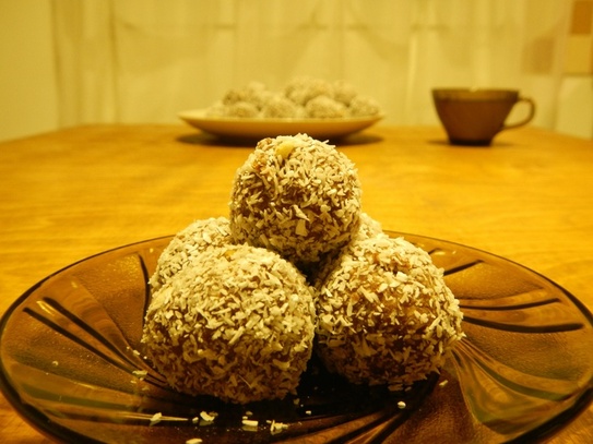 Bulgăraşi cu cocos (Mădălina Crăciun)