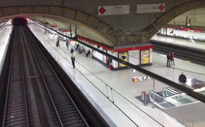 
Staţia de metrou Nuevos Ministerios din Madrid.
