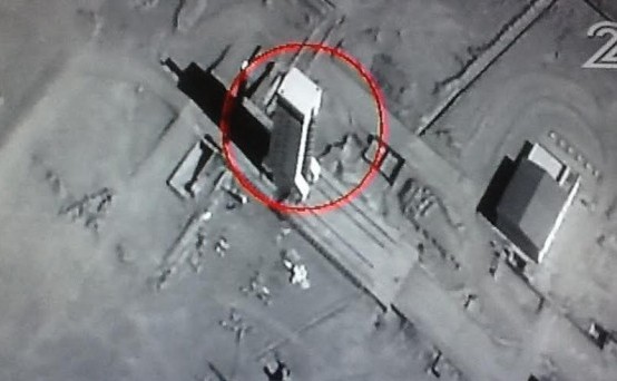 O imagine de satelit a canalului Channel 2 arată noua rachetă iraniană cu rază lungă de acţiune, pe o rampă de lansare în afara Teheranului 