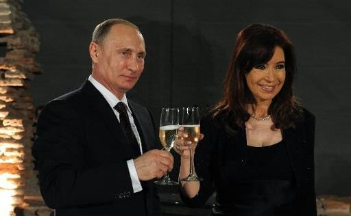 
Preşedinta Argentinei Cristina Kirchner şi omologul său rus Vladimir Putin.