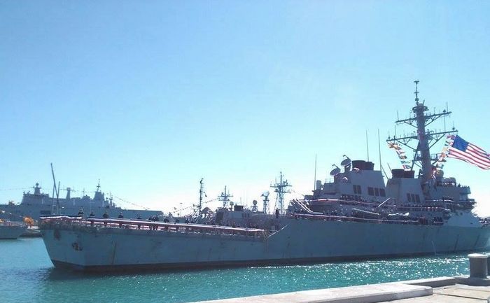 Distrugătorul USS Porter soseşte în Rota, Spania, în 30 aprilie 2015. (Captură Foto)
