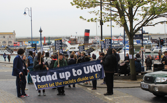 Acţiune a manifestanţilor anti-UKIP, 2 mai 2015. (Robert Willy Toperter)