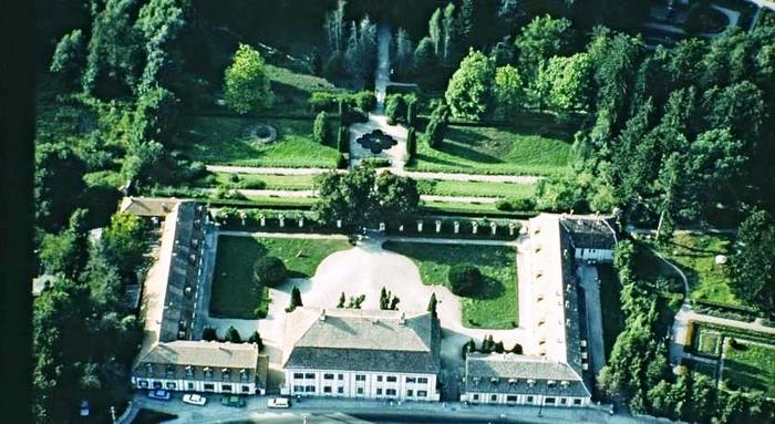 Palatul Brukenthal, Avrig 