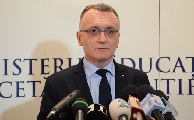 Sorin Câmpeanu, ministrul Educaţiei (Florin Chirilă / Epoch Times România)