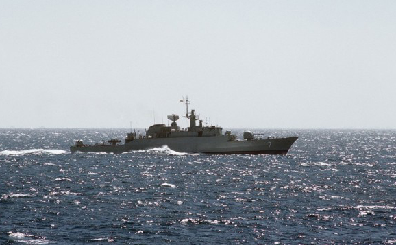 O navă de luptă iraniană.