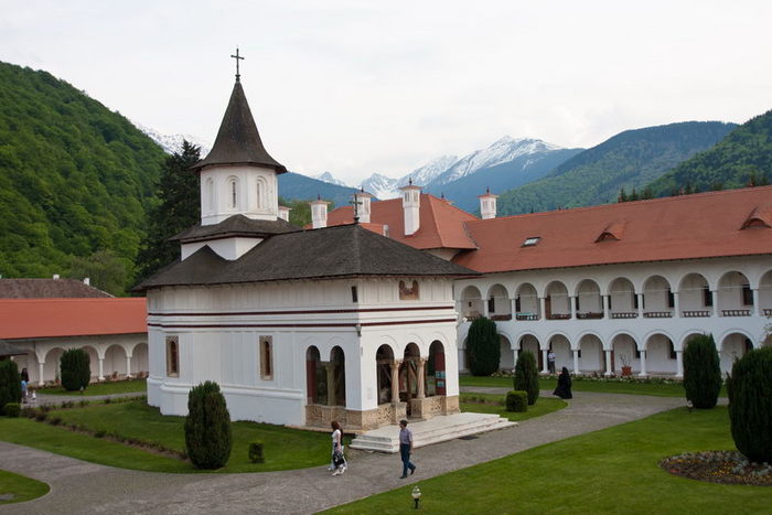 Mănăstirea de călugări Brâncoveanu - Sâmbăta de Sus