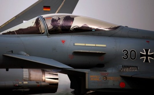 Avion de luptă german Eurofighter Typhoon.