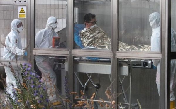 Un bărbat sud-coreean este tratat într-un spital din Bratislava. (Captură Foto)
