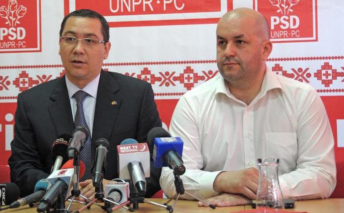 Deputatul PSD Dorel Căprar, alături de Victor Ponta.