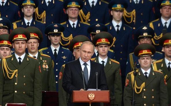 Preşedintele rus Vladimir Putin ţine un discurs la deschiderea forumului tehnico-militar “Armata-2015”, la Kubinka, lângă Moscova, 16 iunie 2015. (Captură Foto)