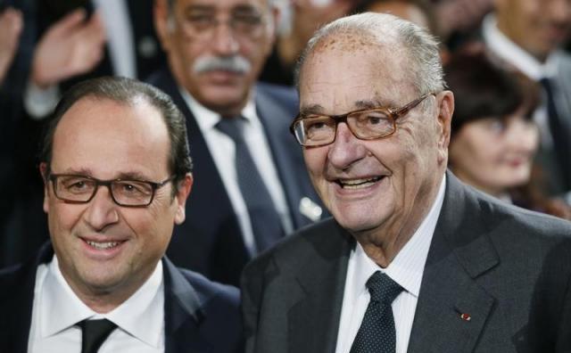 Preşedintele francez Francois Hollande (st) şi fostul lider francez Jacques Chirac. (Captură Foto)