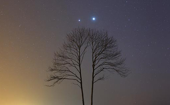 Venus şi Jupiter în conjuncţie (clapway.com)