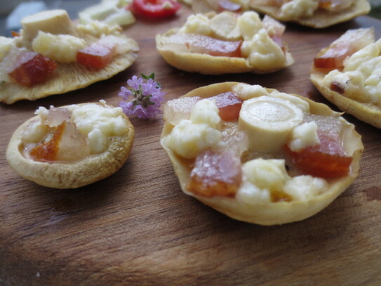 Bureţi iuţari  fripţi pe plită (Maria Matyiku / Epoch Times)