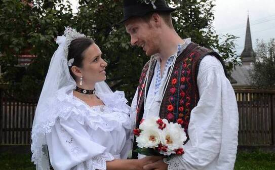 Obiceiuri de nuntă în Maramureş (Facebook)