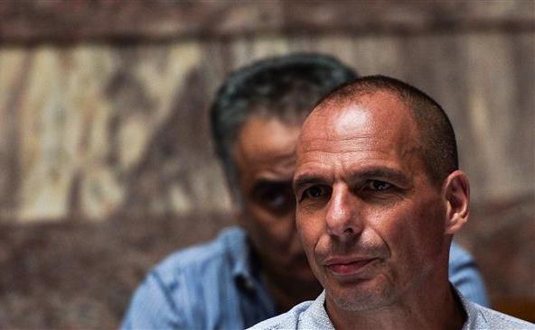 Fostul ministru elen de finanţe Yanis Varoufakis. (Captură Foto)