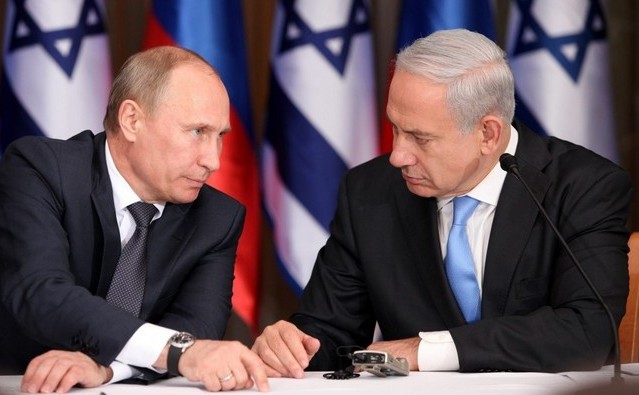 Preşedintele rus Vladimir Putin (st) şi premierul israelian Benjamin Netanyahu, septembrie 2015.
