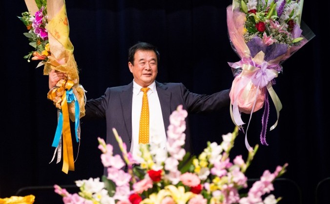 Dl. Li Hongzhi ia cuvântul a conferinţa Falun Gong ţinută la Los  ngeles, 16 octombrie 2015