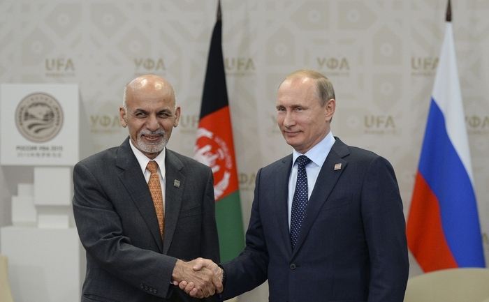 Preşedintele rus Vladimir Putin împreună cu omologul său afgan, Ashraf Ghani Ahmadzai, 10 iulie 2015