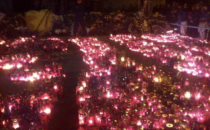 Protest de amploare în Bucureşti în urma tragediei de la Colectiv (Epoch Times România)