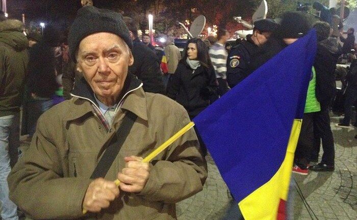 Românii ies din nou în stradă împotriva Sistemului. (Epoch Times România)