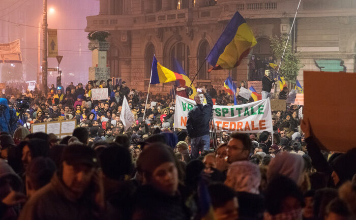 Românii ies din nou în stradă împotriva Sistemului. (Eugen Horoiu / Epoch Times România)