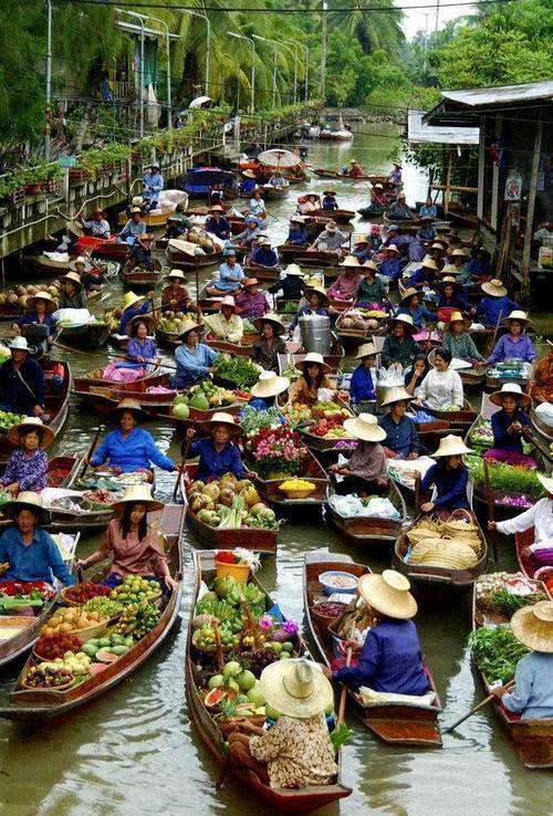 Piaţa Plutitoare Damnoen Saduak, Tailanda