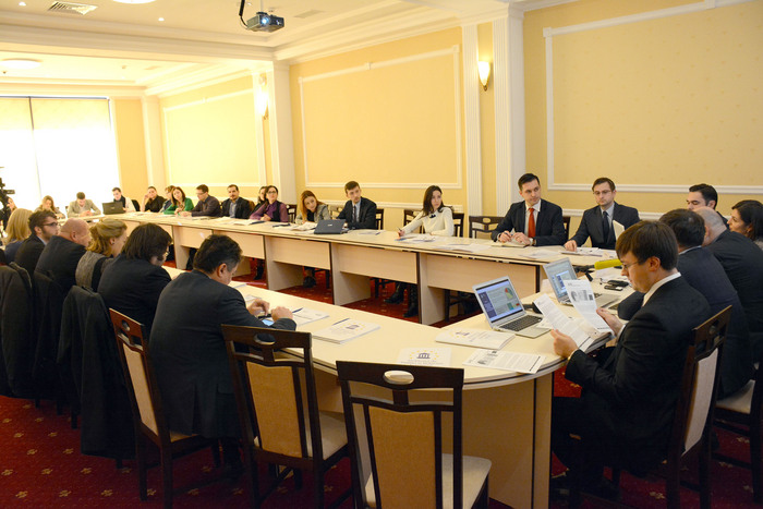 Masa rotundă organizată la Chişinău, cu scopul evaluării implementării Acordului de Asociere RM-UE (IPRE)