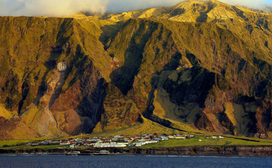 Tristan da Cunha, Oceanul Atlantic, teritoriu al Marii Britanii (Facebook.com)