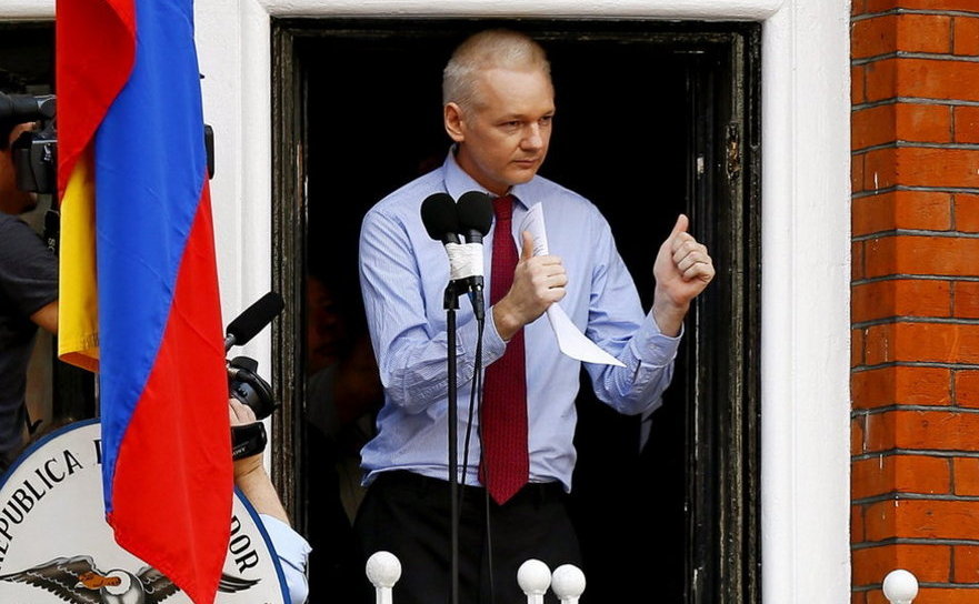 Julian Assange în ambasada ecuadoriană din Londra, în 2015.