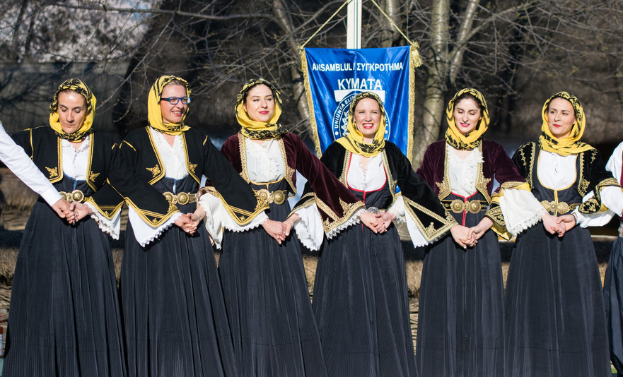 Ansamblul profesorilor de dansuri din Halkida – insula Evia (Eugen Horoiu / Epoch Times)