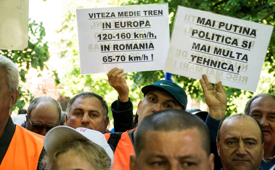 Protest al CFR-iştilor, 22 aprilie 2016. (Eugen Horoiu/Epoch Times)