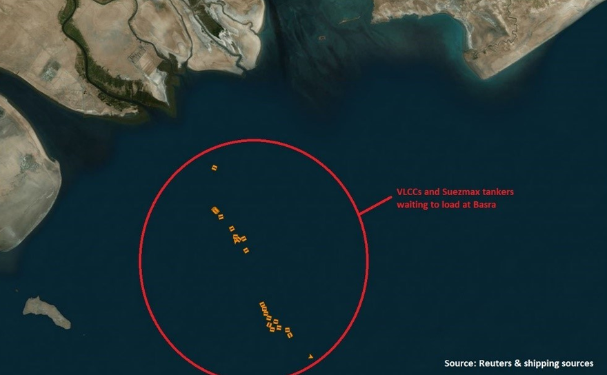 Coadă de petroliere în Golful Basra (Reuters / Shipping Sources)