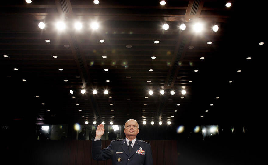 Generalul Michael V. Hayden numit director CIA , 18 mai 2006. (Jim Watson/AFP/Getty Images)